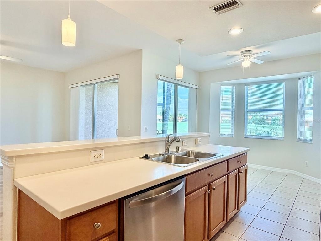 819 Fairwaycove Lane - Photo 16
