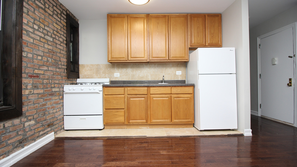 1543 Park Place - Photo 9