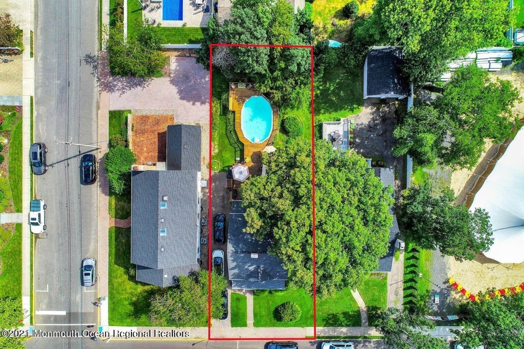 370 E Main Street - Photo 3