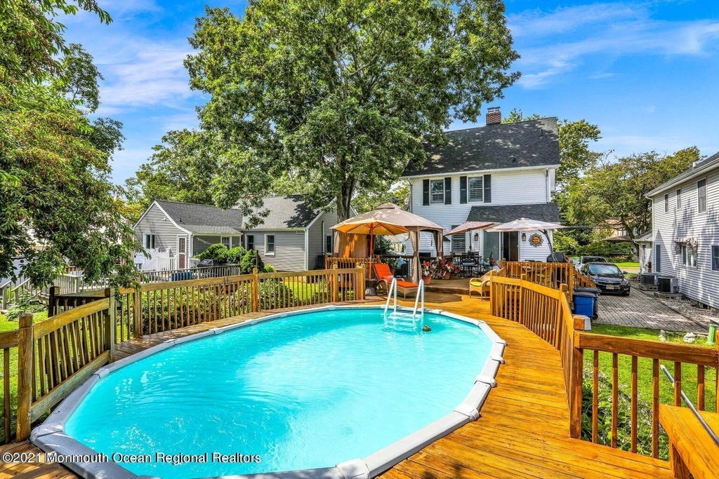 370 E Main Street - Photo 1