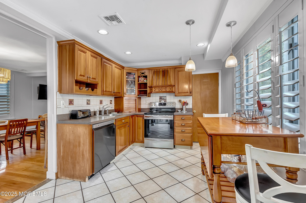 370 E Main Street - Photo 16