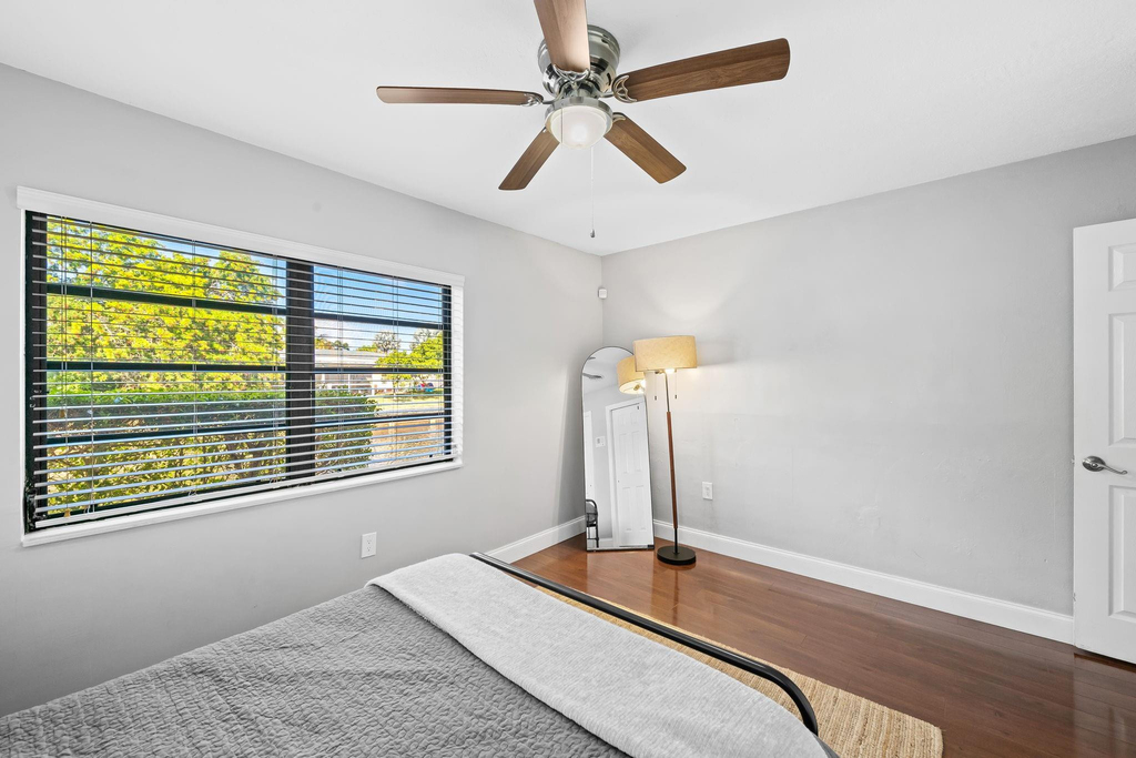 1601 Ne 63rd Street - Photo 19