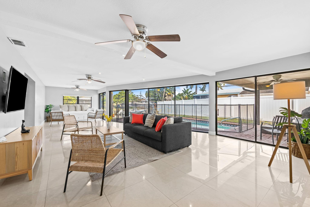 1601 Ne 63rd Street - Photo 12