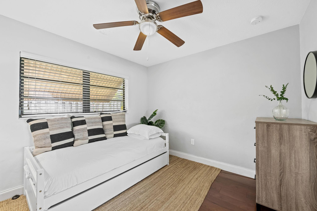 1601 Ne 63rd Street - Photo 21