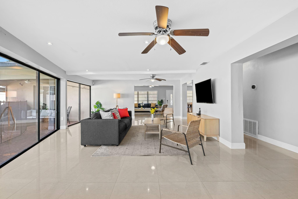 1601 Ne 63rd Street - Photo 14