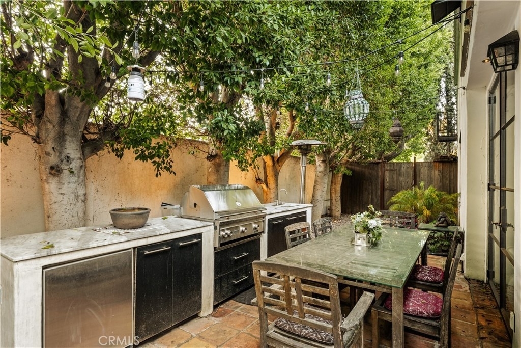 4909 Woodley Avenue - Photo 32