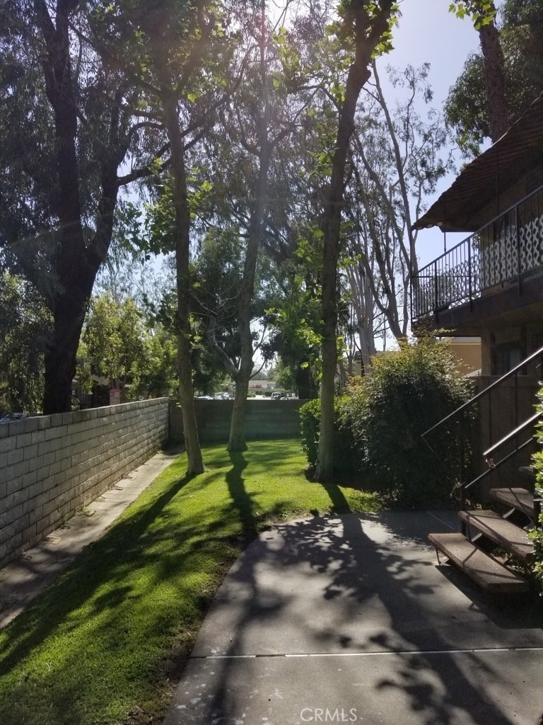 1806 N Fairview - Photo 0