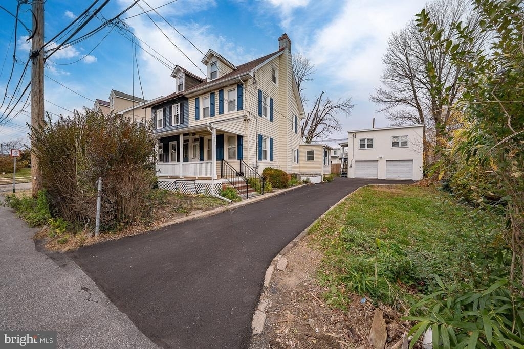 717 Miller Street - Photo 60