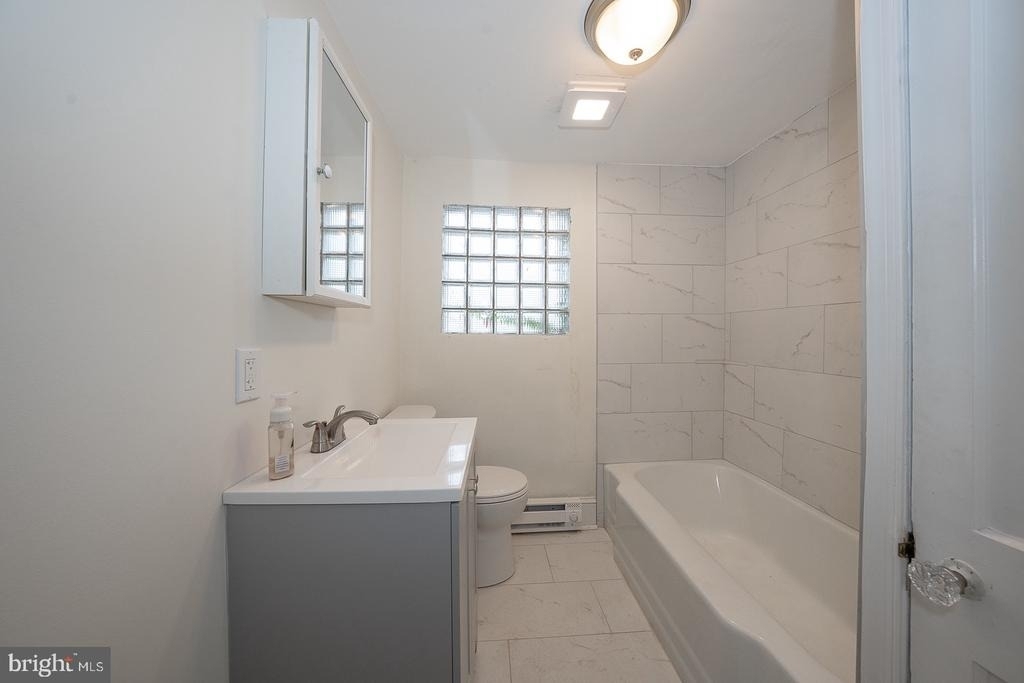 717 Miller Street - Photo 52