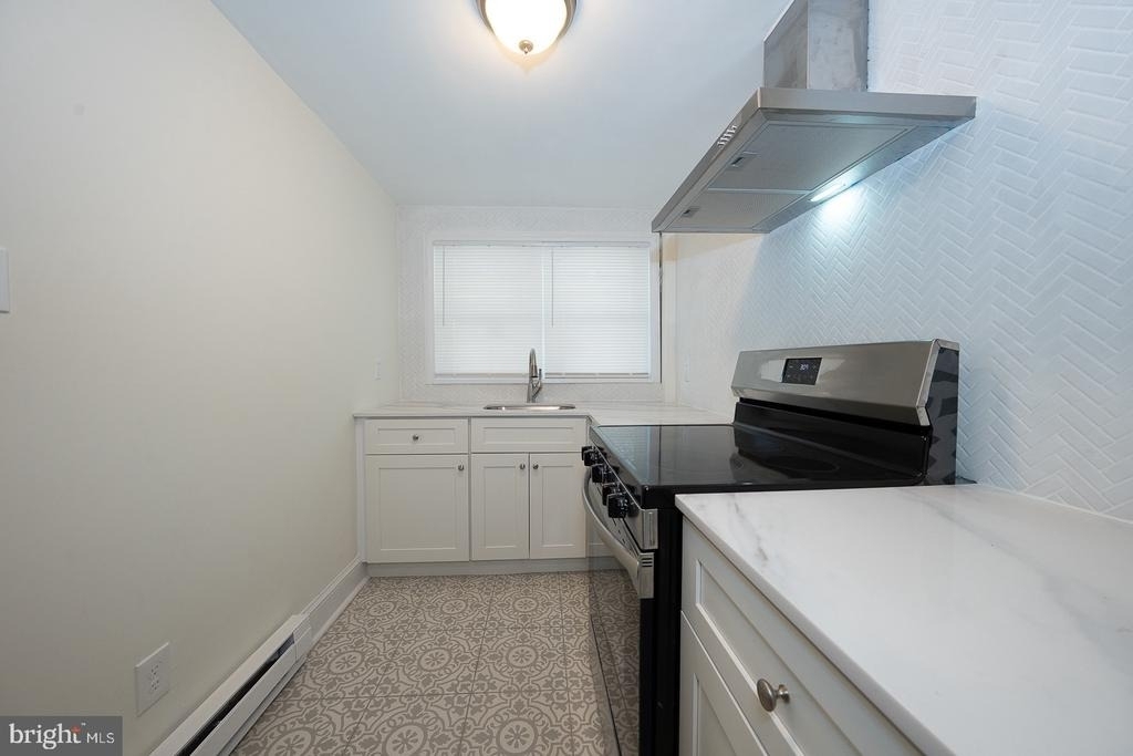 717 Miller Street - Photo 44