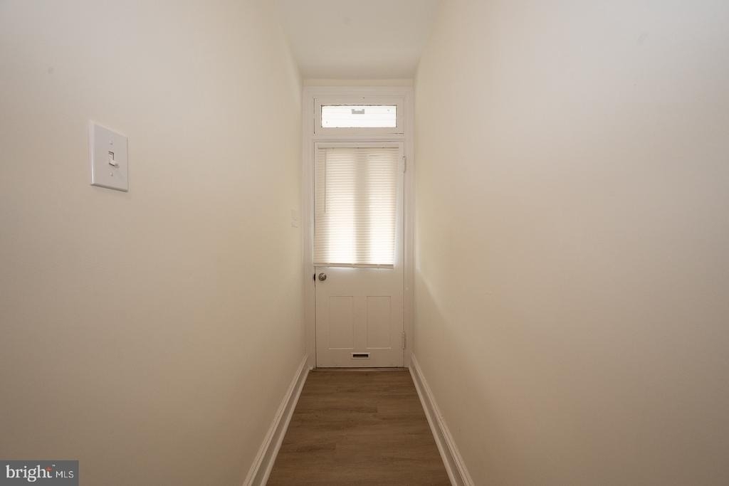 717 Miller Street - Photo 3