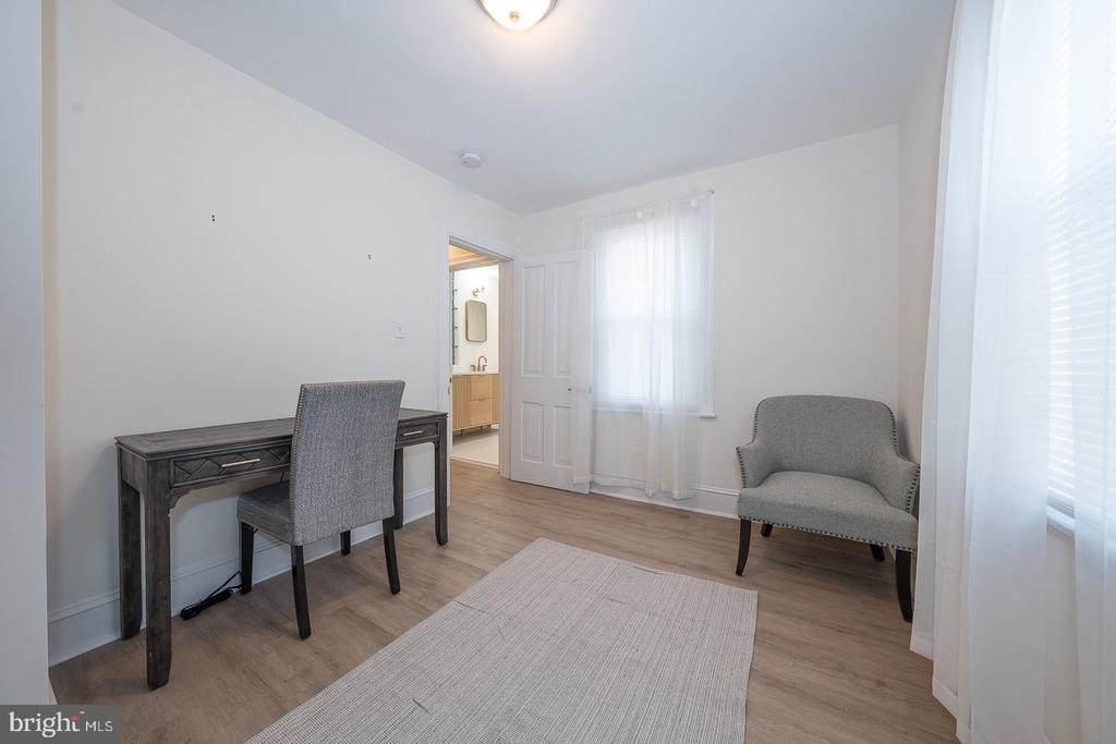 717 Miller Street - Photo 24