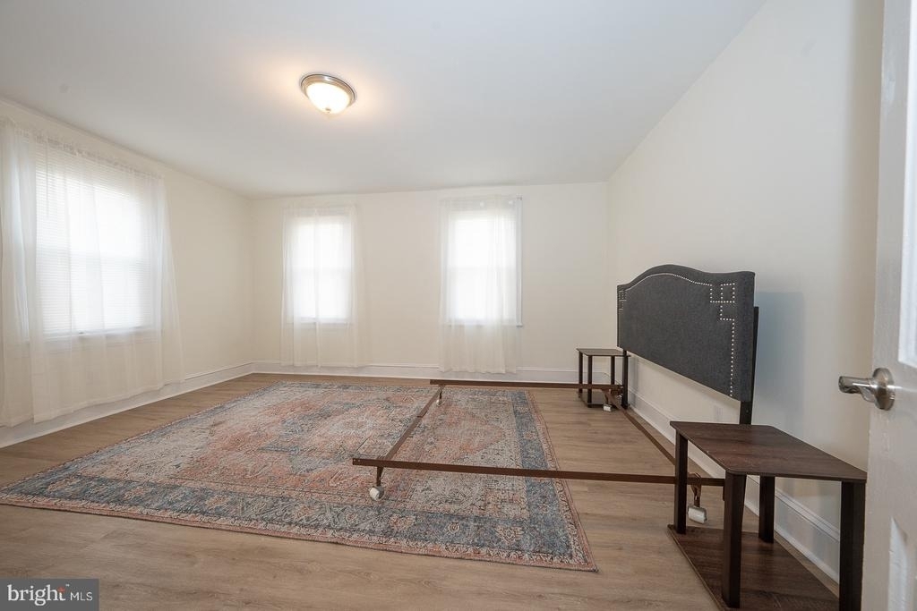 717 Miller Street - Photo 26