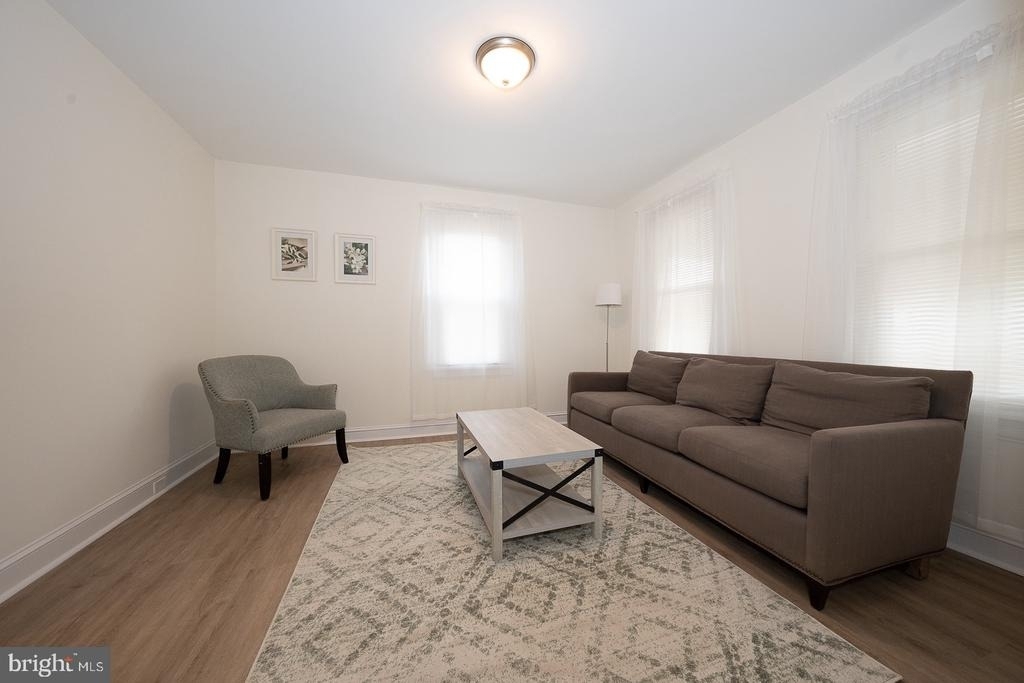 717 Miller Street - Photo 4