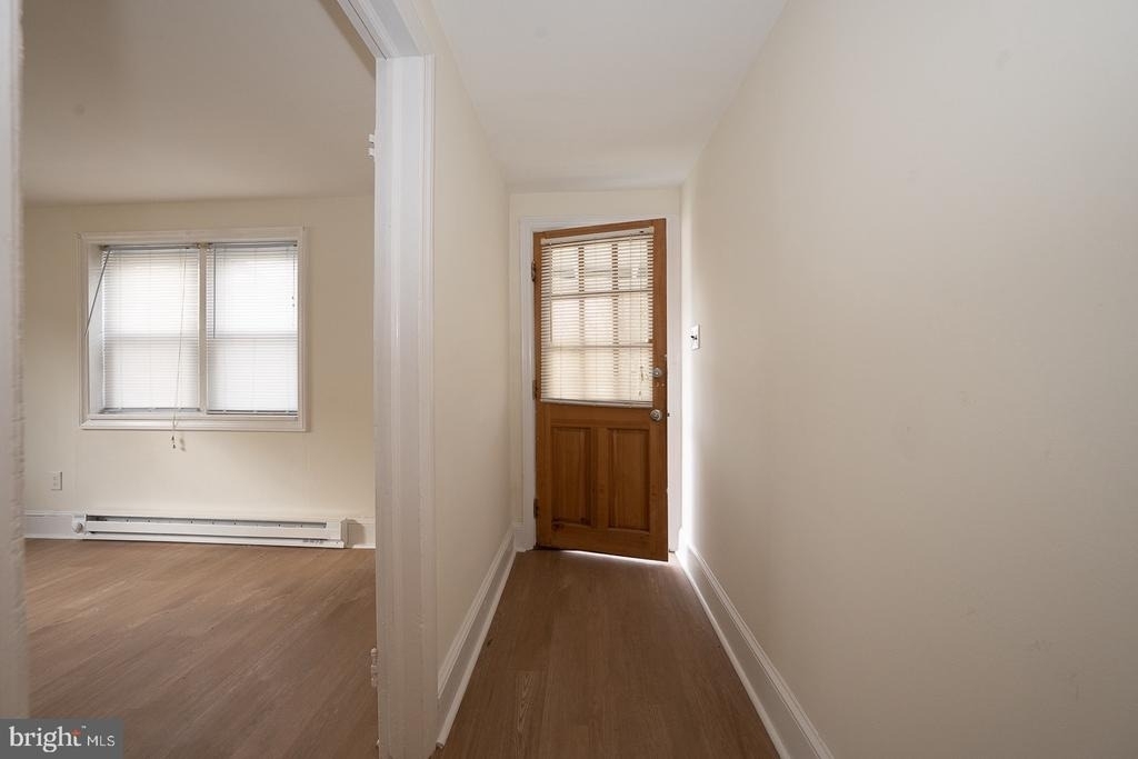 717 Miller Street - Photo 43