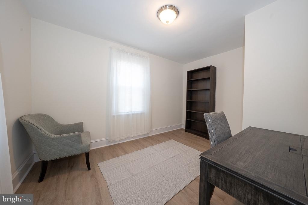 717 Miller Street - Photo 23