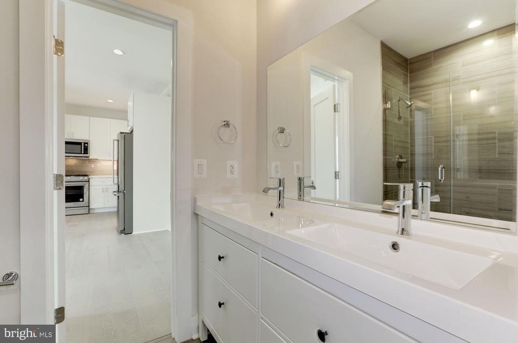 4008 Edmunds Nw - Photo 16