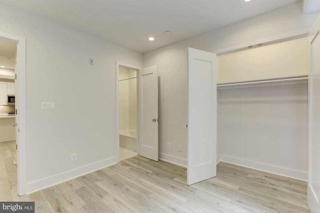 4008 Edmunds Nw - Photo 19