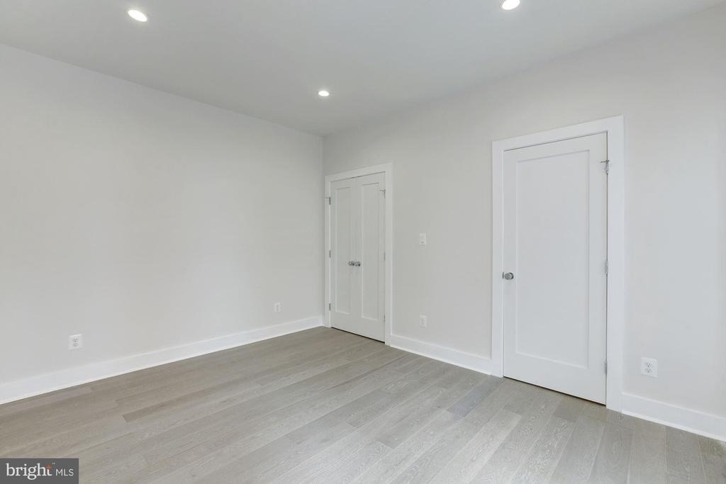 4008 Edmunds Nw - Photo 12