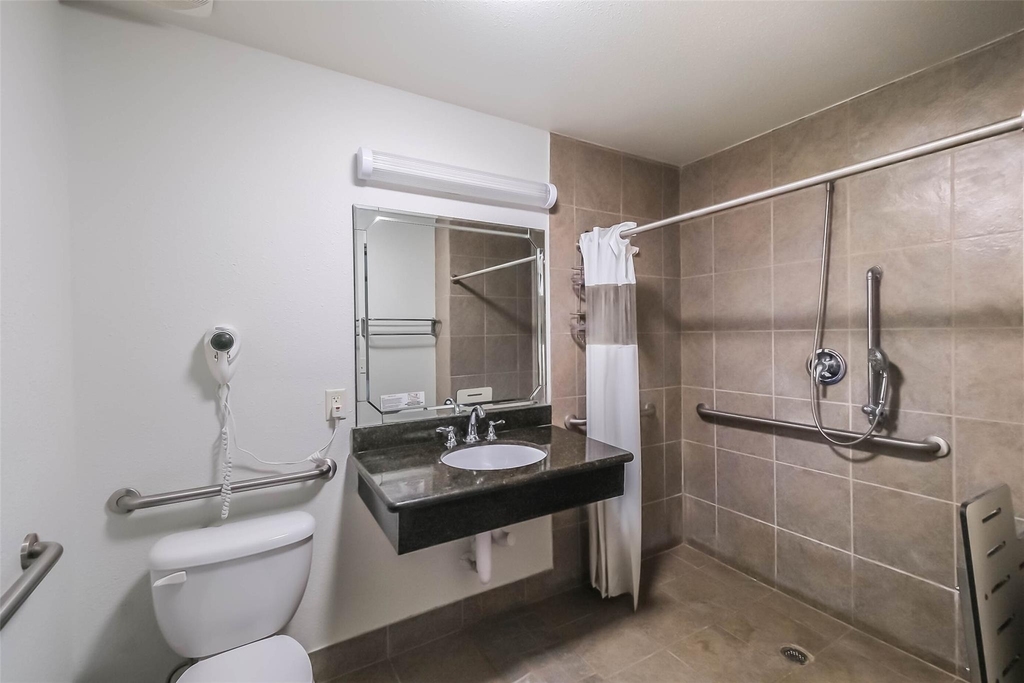 1025 Swanson Street - Photo 15