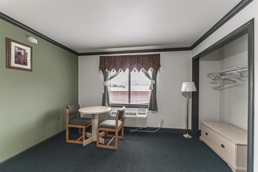1025 Swanson Street - Photo 9