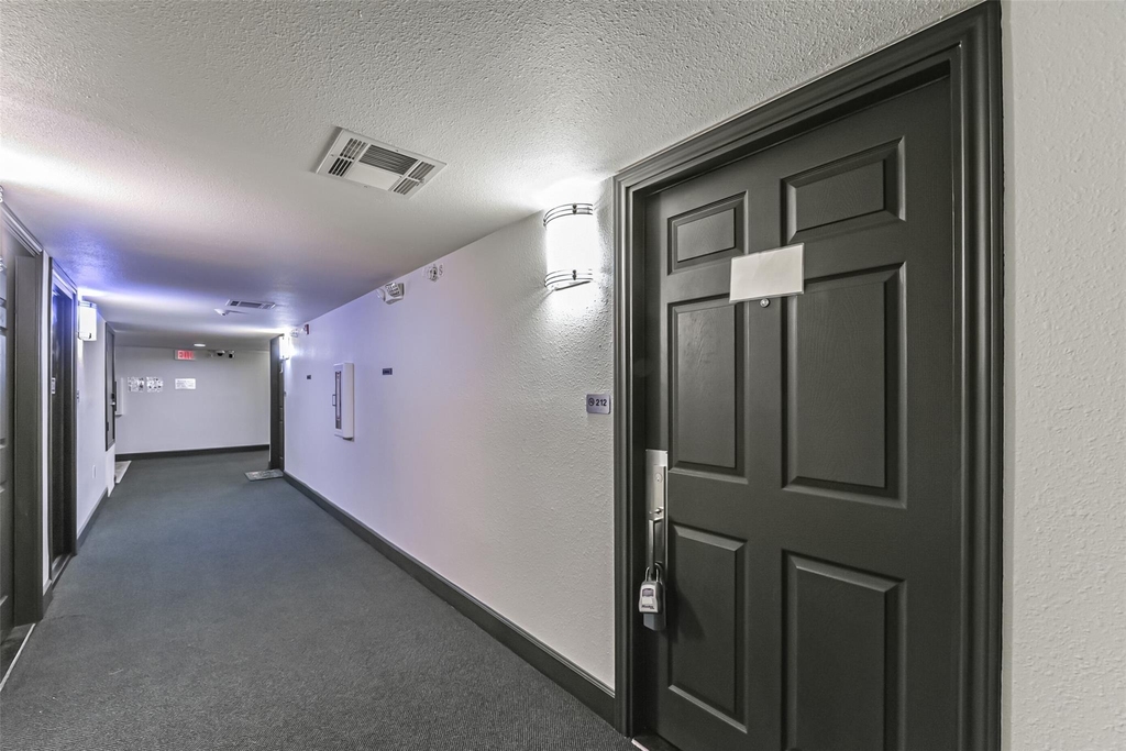 1025 Swanson Street - Photo 6