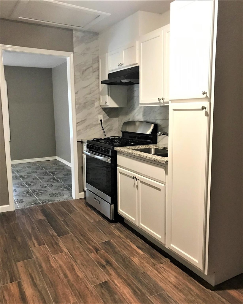 7314 Werner Street - Photo 3