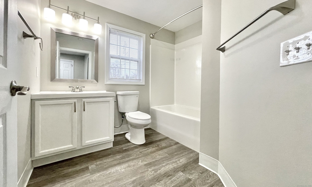 120 Washington Street - Photo 9