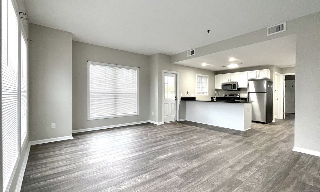 120 Washington Street - Photo 1