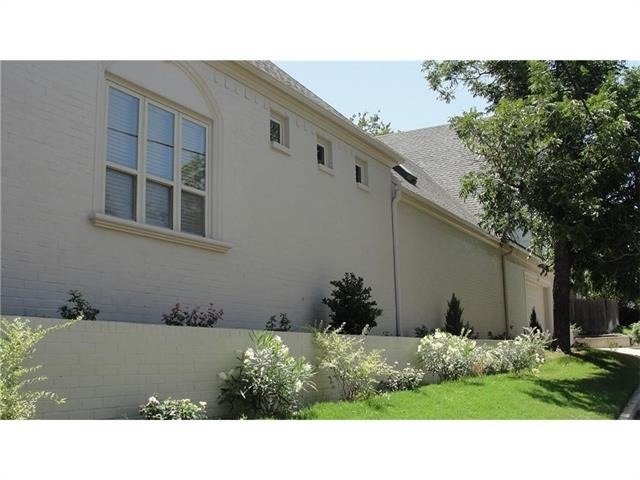 3783 W 5th Street - Photo 2