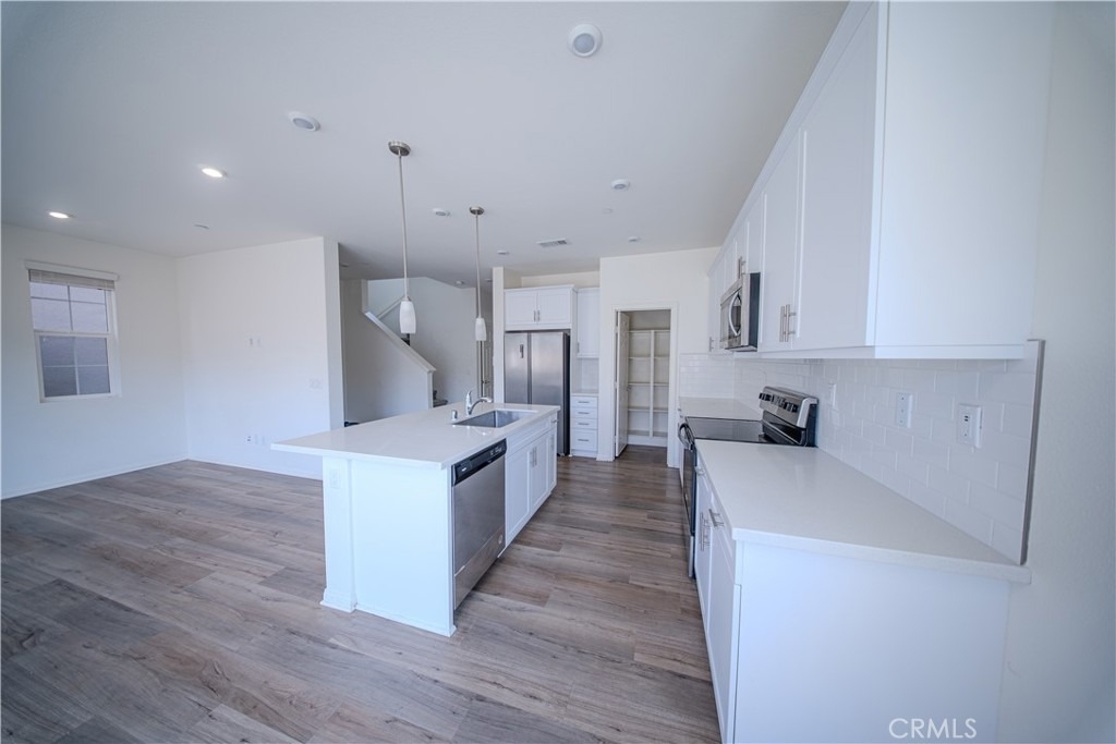 558 Pablo Rd - Photo 3