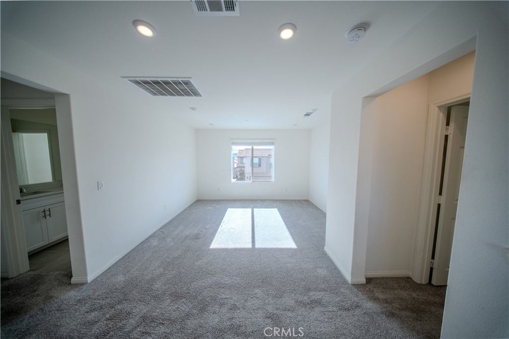 558 Pablo Rd - Photo 8