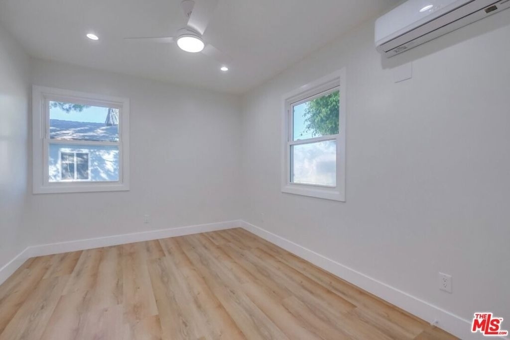 8356 Kittyhawk Avenue - Photo 16