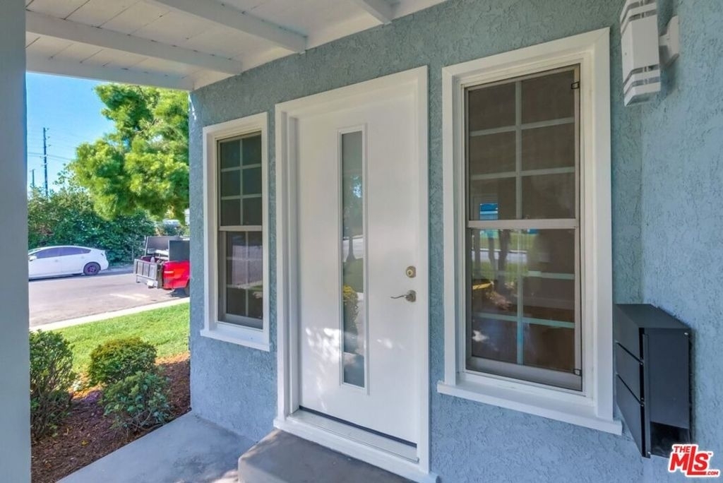 8356 Kittyhawk Avenue - Photo 1