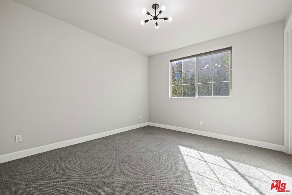 24220 Sterling Ranch Road - Photo 33
