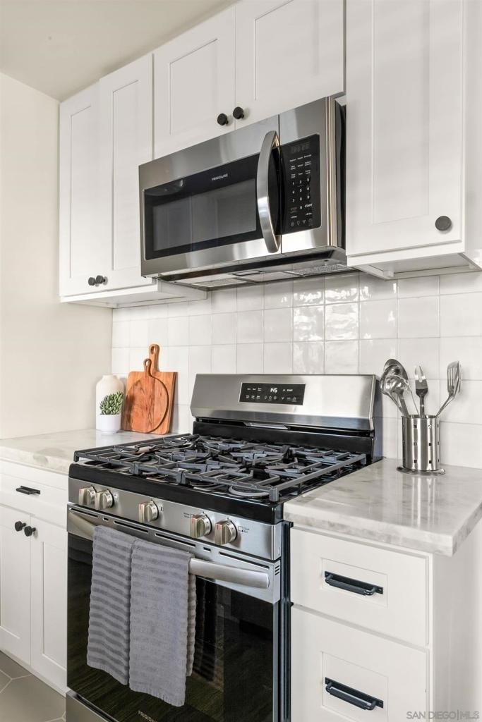 1453 Thomas Ave - Photo 7