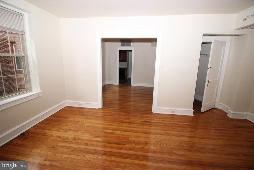 7876 Spring Avenue - Photo 6
