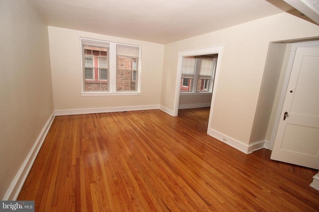 7876 Spring Avenue - Photo 5