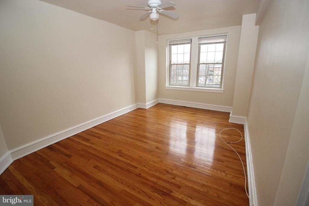 7876 Spring Avenue - Photo 2