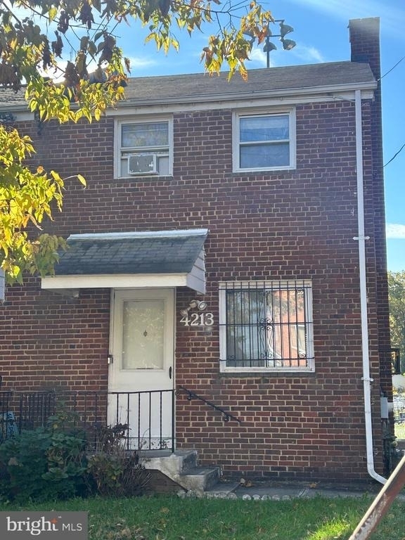 4213 Hildreth Street Se - Photo 0