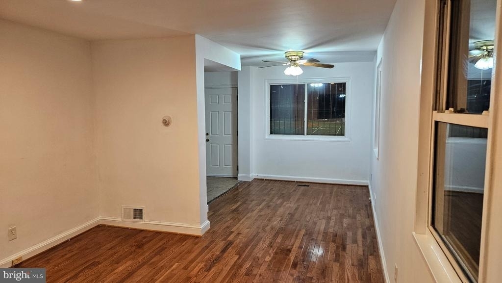 4213 Hildreth Street Se - Photo 1