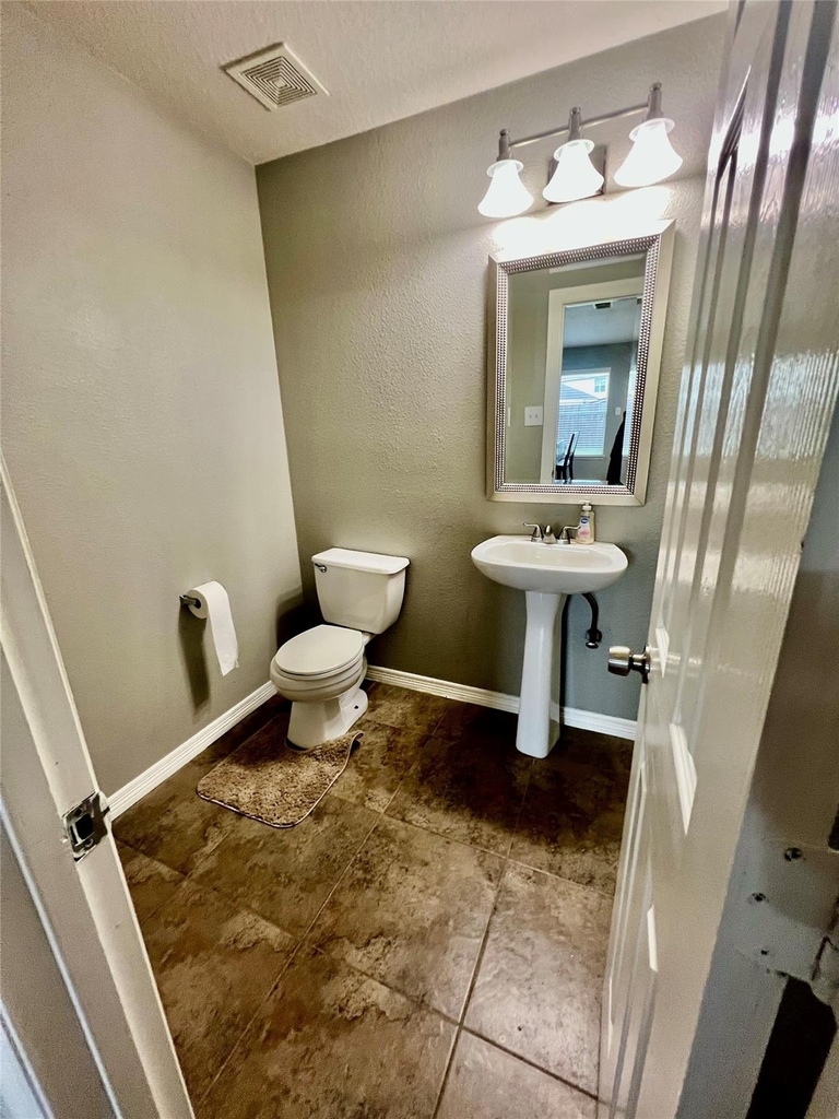 9610 Serenata Court - Photo 8