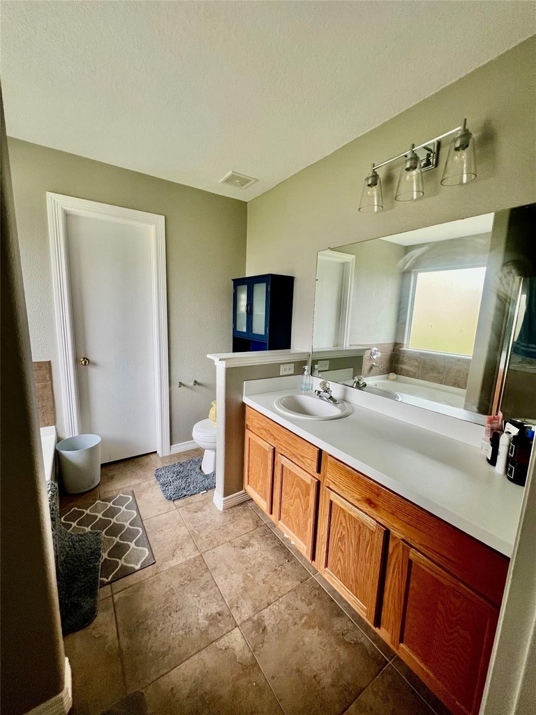 9610 Serenata Court - Photo 10