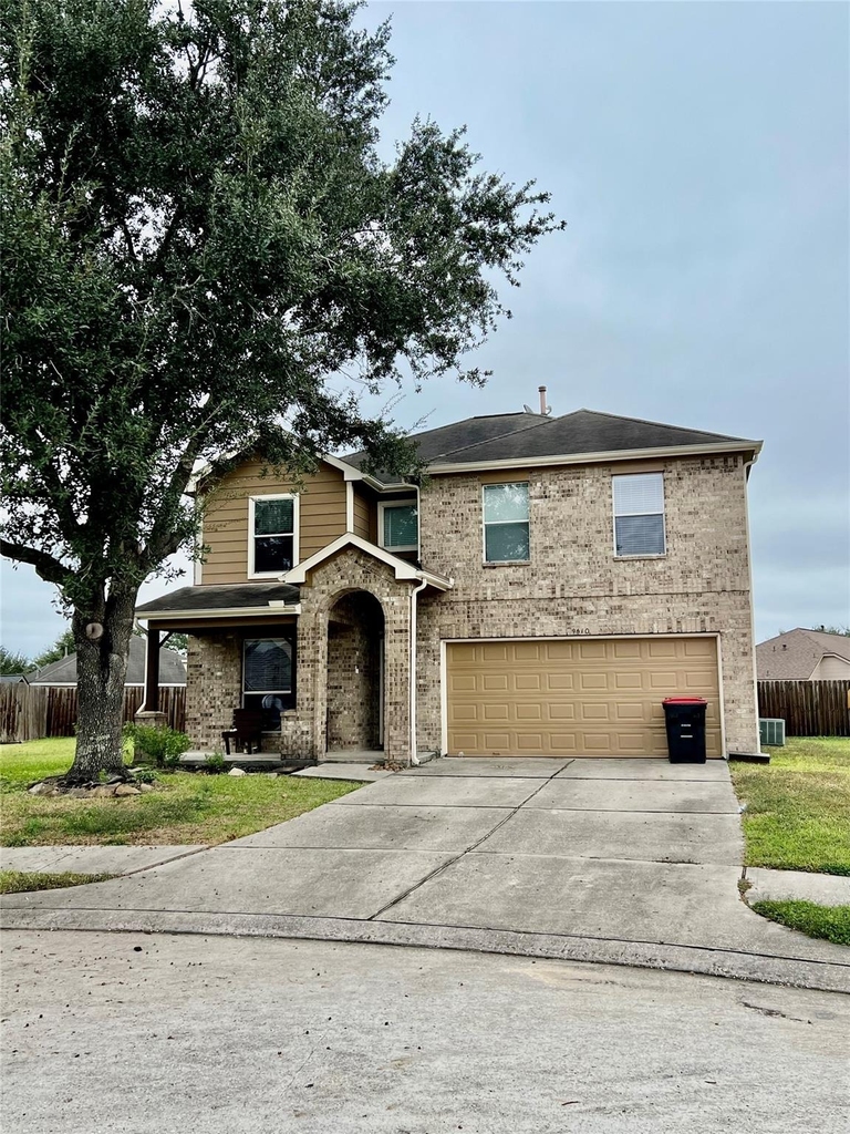 9610 Serenata Court - Photo 0
