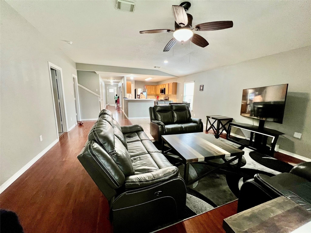 9610 Serenata Court - Photo 7