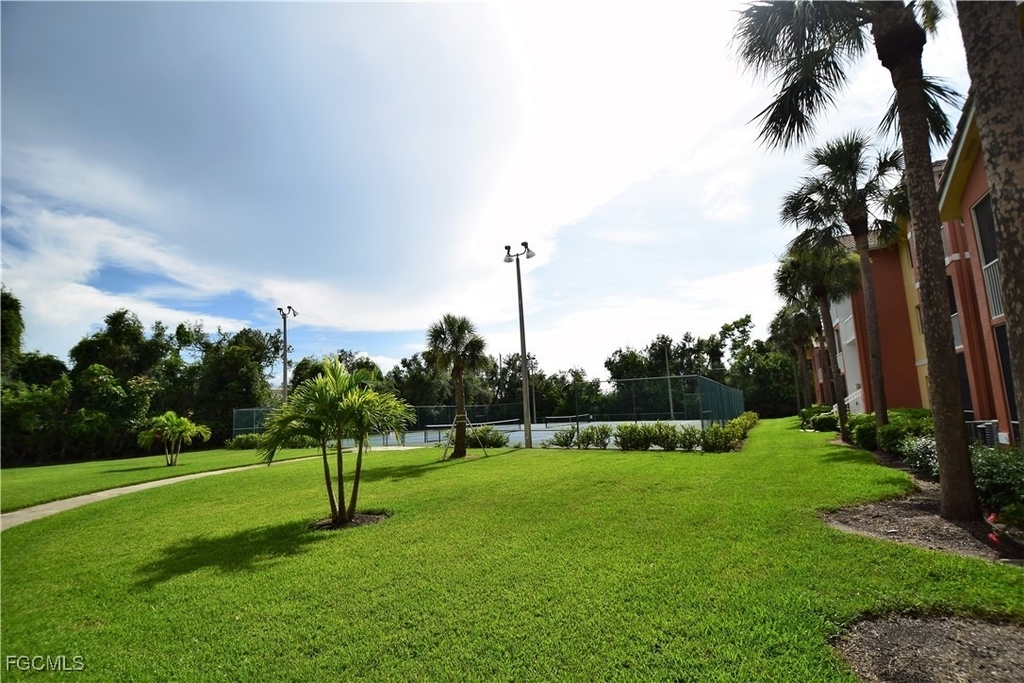 6481 Aragon Way - Photo 24