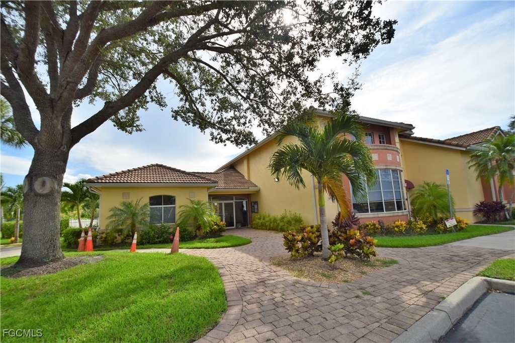 6481 Aragon Way - Photo 33