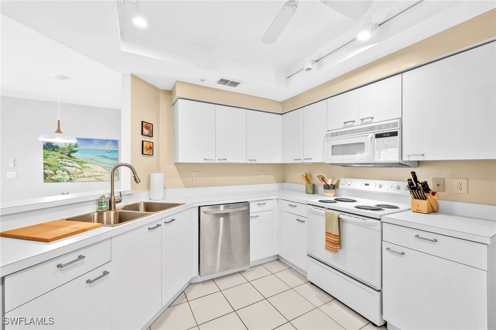 2864 Mizzen Way - Photo 14