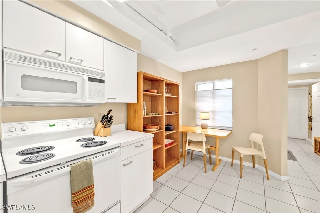 2864 Mizzen Way - Photo 15