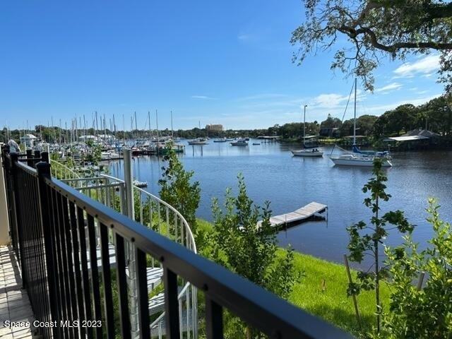 833 Paddleboard Court - Photo 12